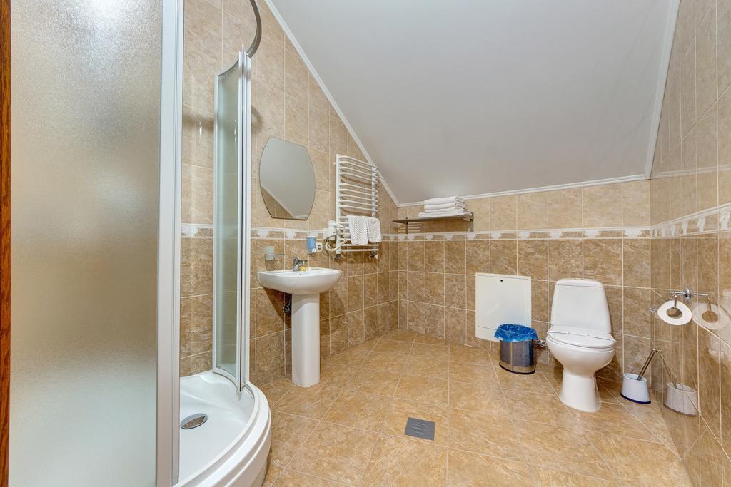 Hotel Perlyna Karpat Bukovel Quarto foto